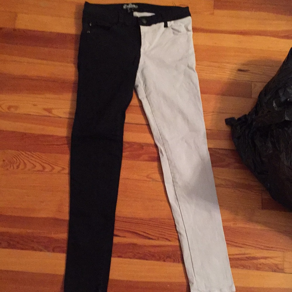 Black & White skinny jeans